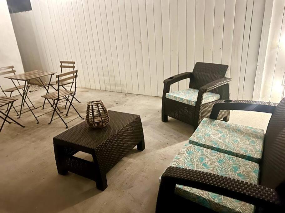 Intimate Casita Mia Minutes Away From Airport, Calle 8, Brickell, Coral Gables, The Beach And More! Miami Exteriér fotografie
