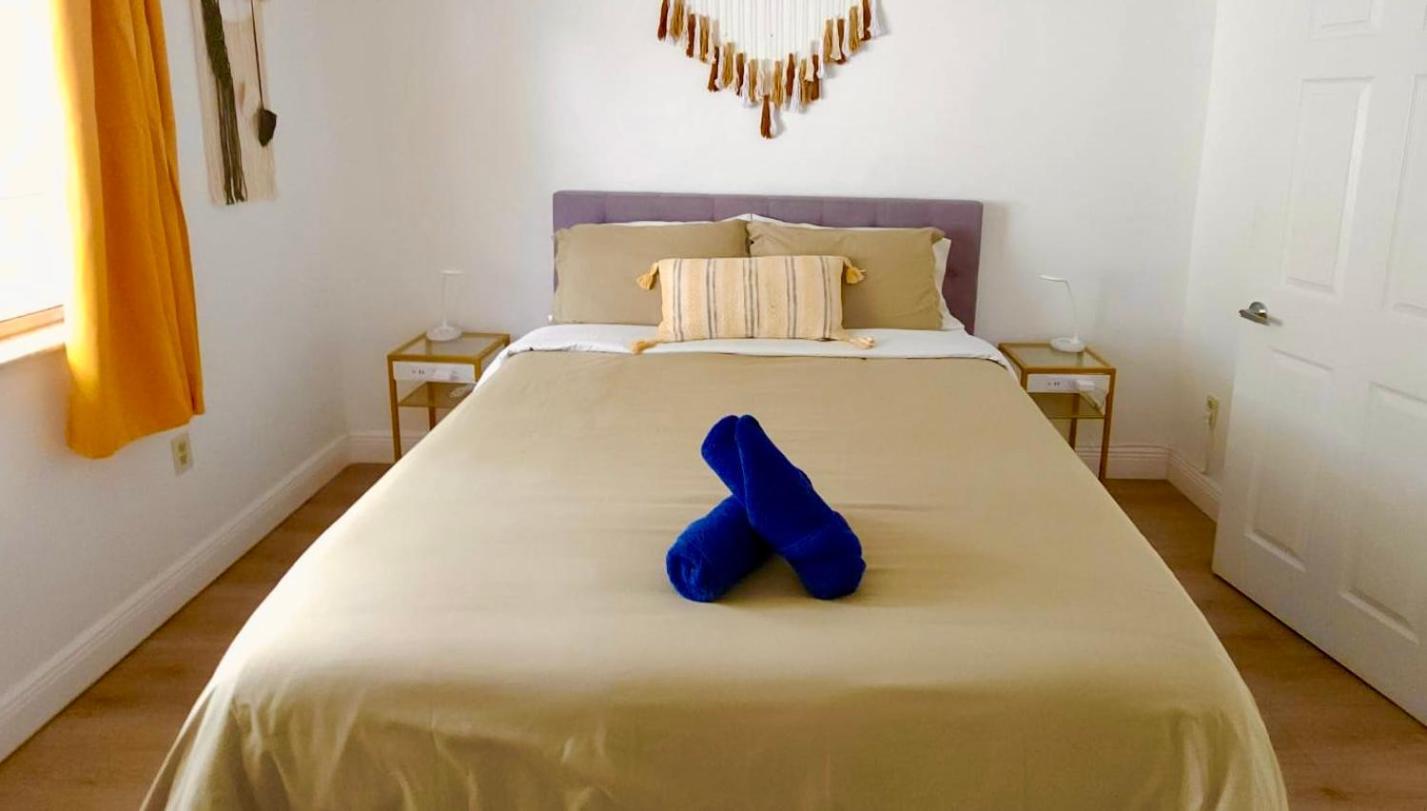 Intimate Casita Mia Minutes Away From Airport, Calle 8, Brickell, Coral Gables, The Beach And More! Miami Exteriér fotografie