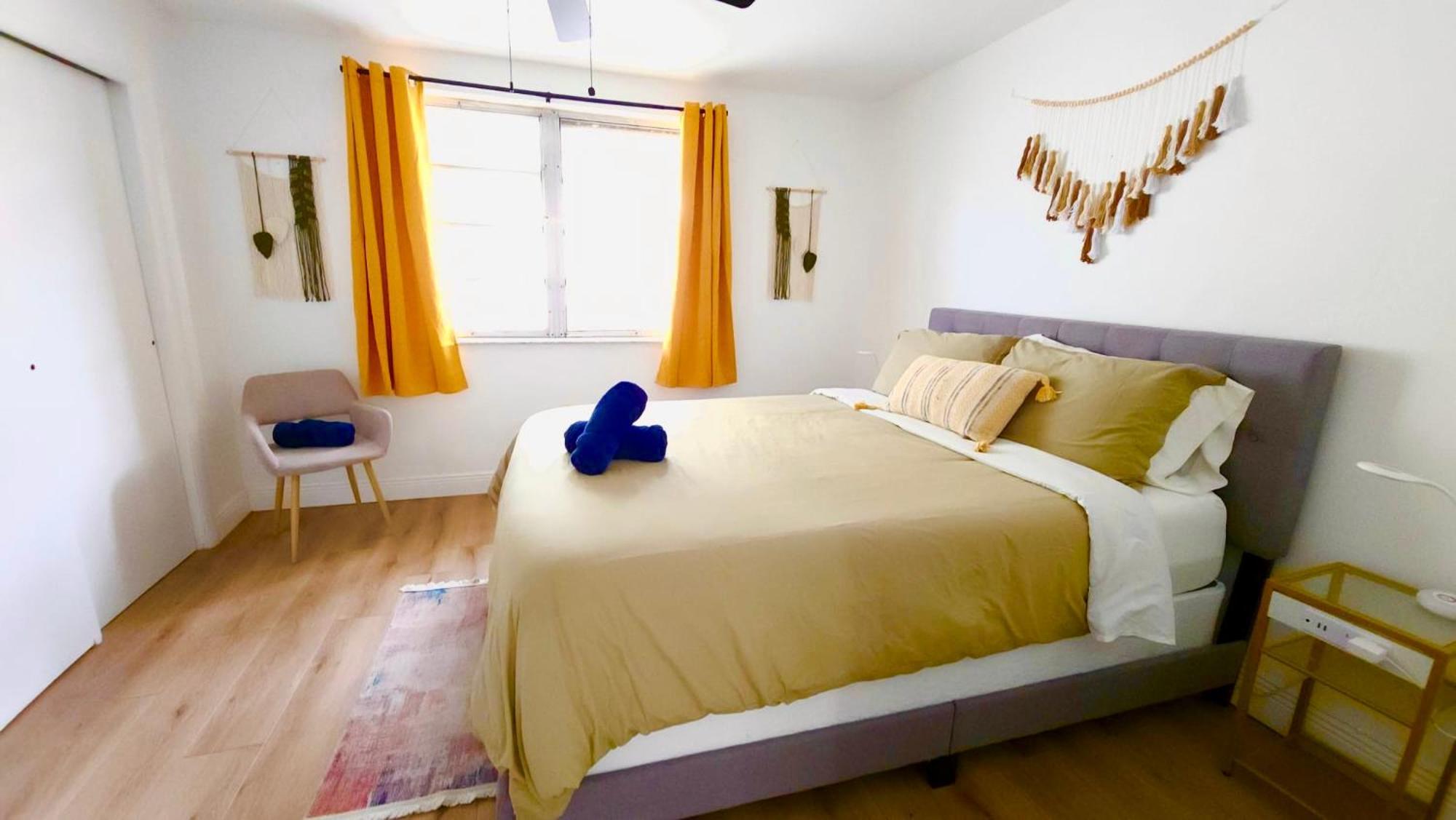 Intimate Casita Mia Minutes Away From Airport, Calle 8, Brickell, Coral Gables, The Beach And More! Miami Exteriér fotografie